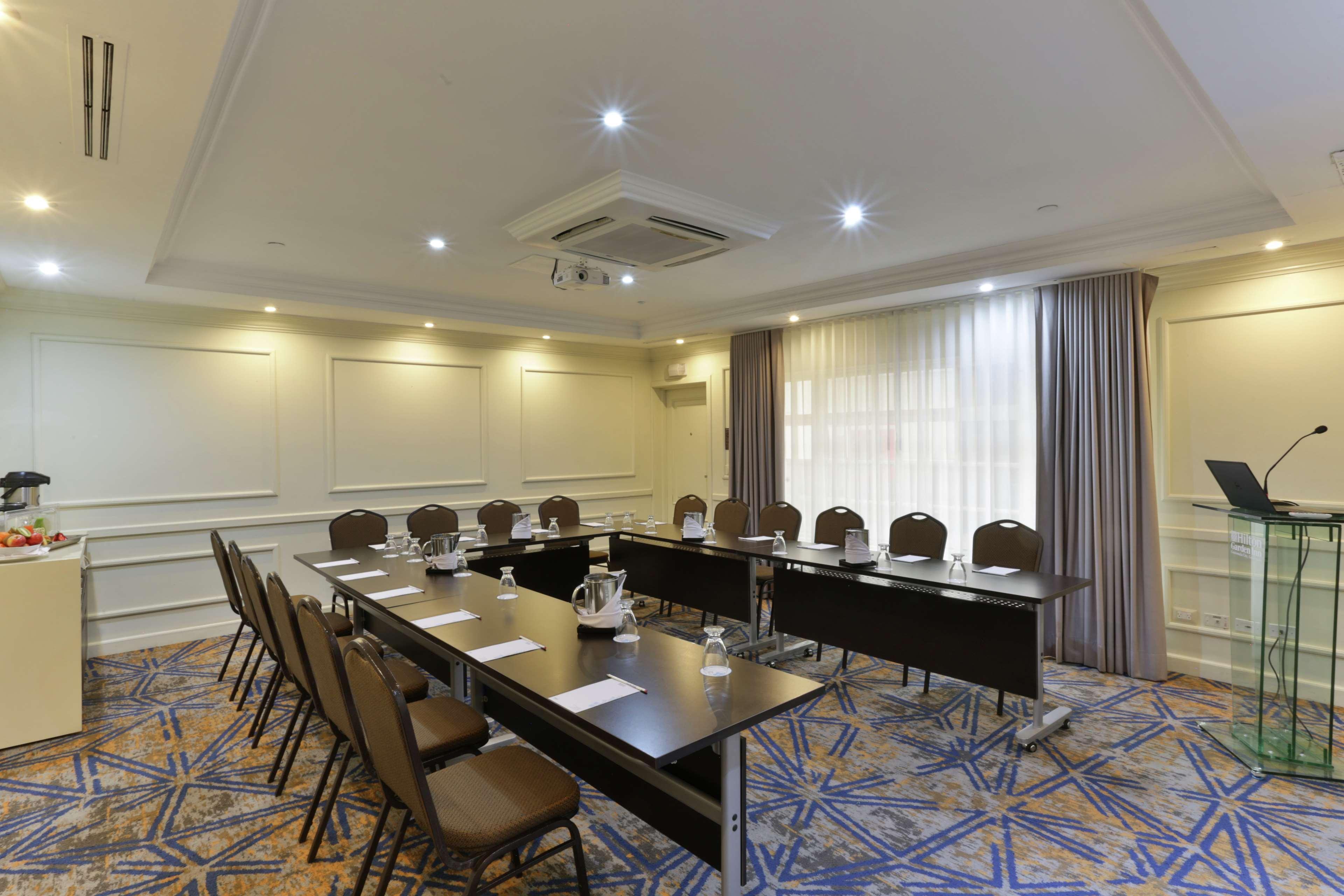 Hilton Garden 4*