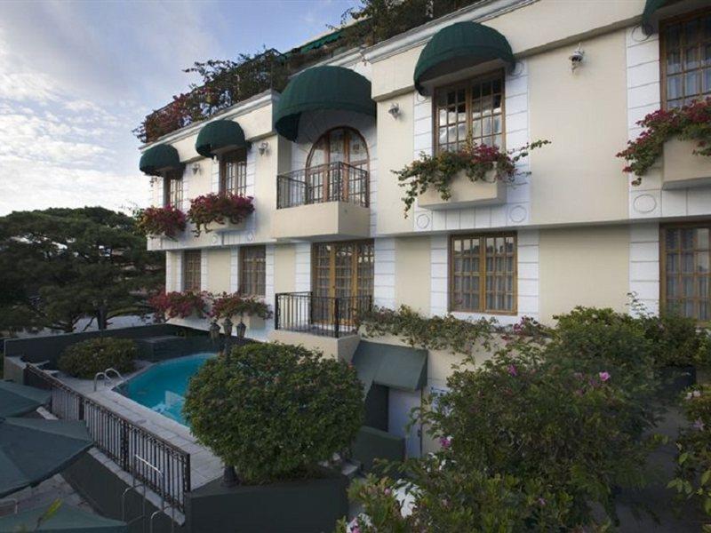 Hilton Garden