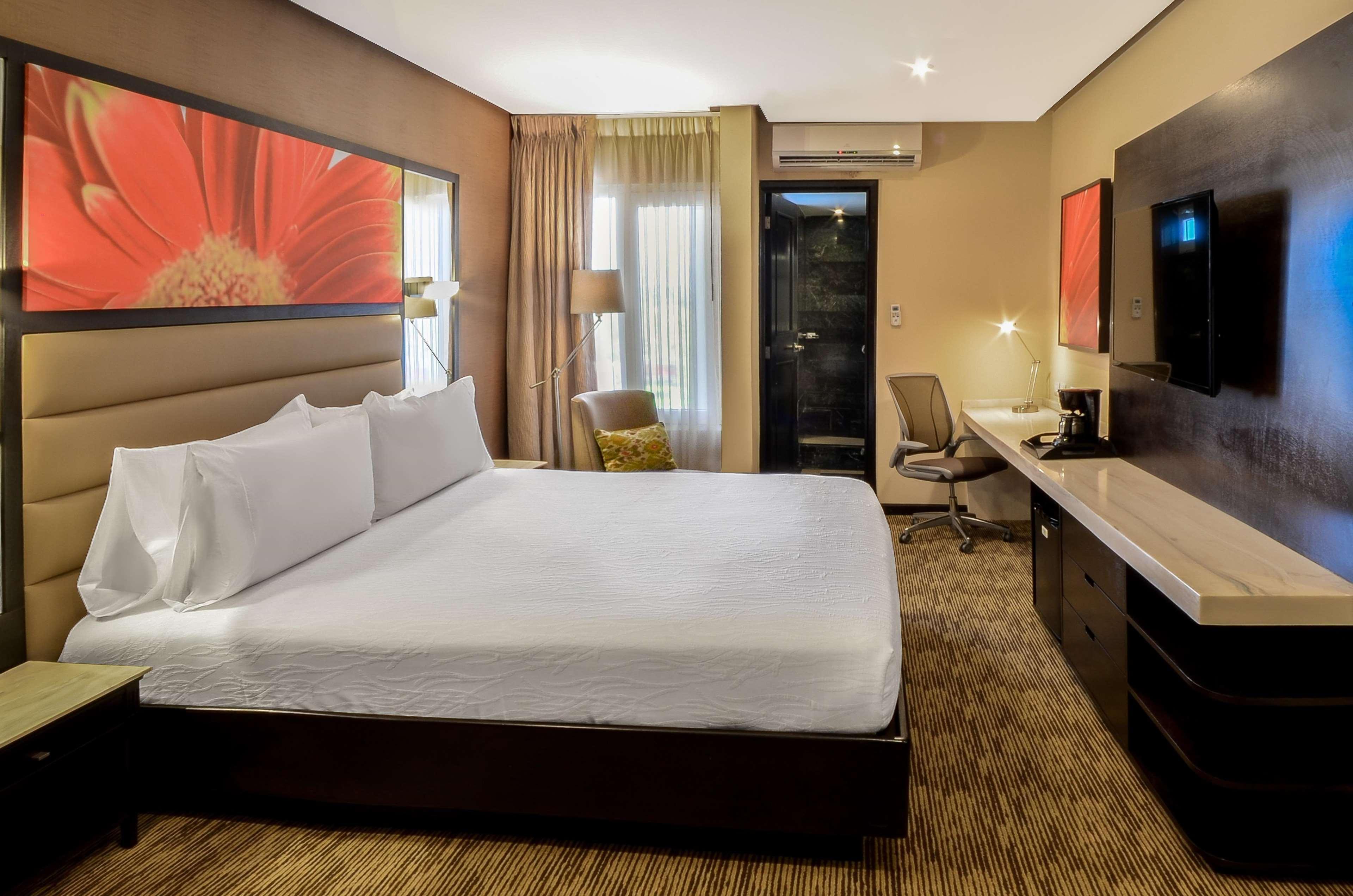 Hilton Garden 4*